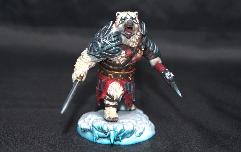 Polar bear vanguard miniature hand painted to display level