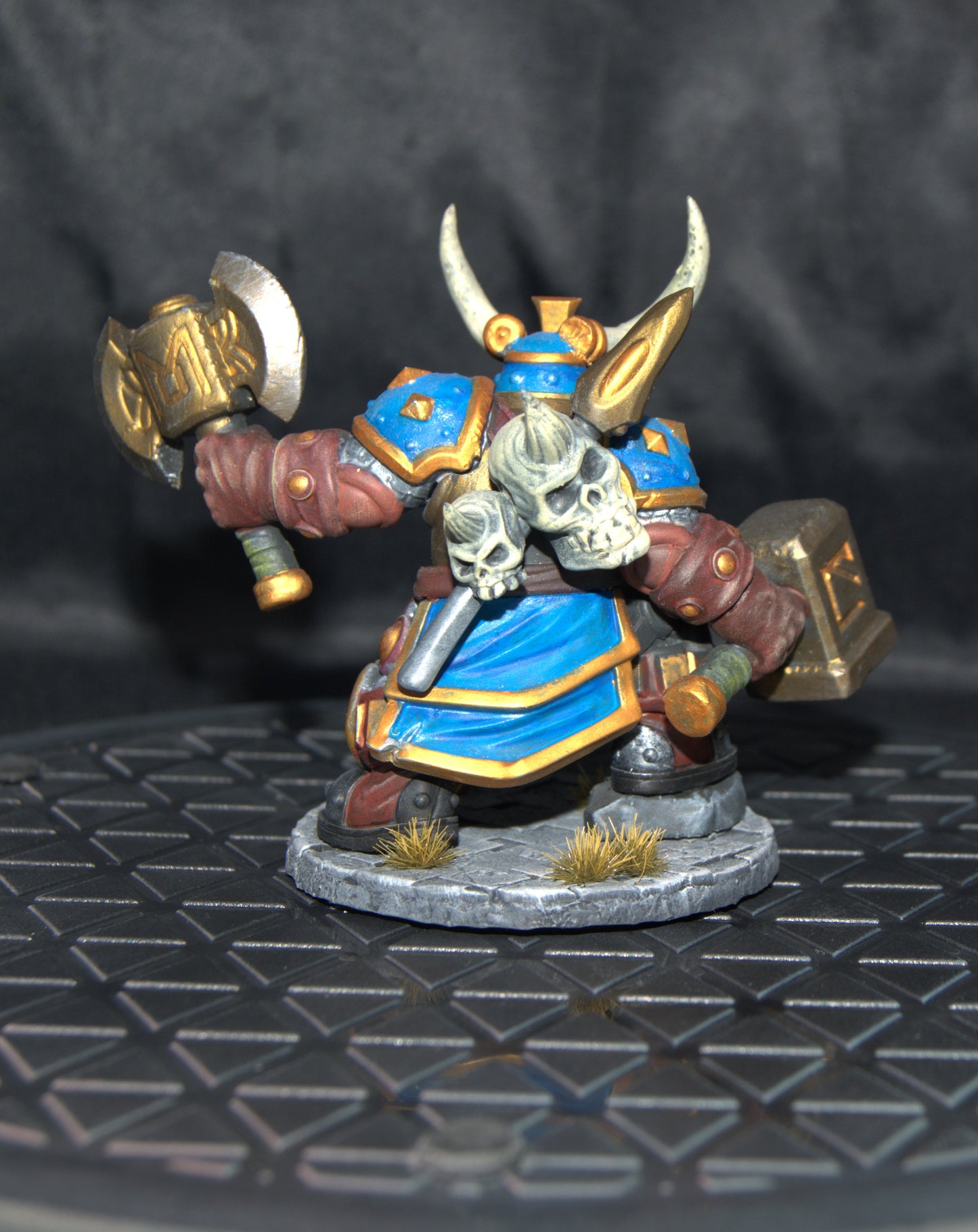 Muradin Bronzebeard Warcraft 3 fan art hand painted model to display quality