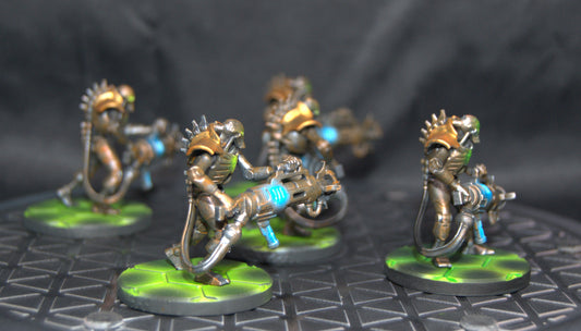 Space skeleton warriors Immortals with Tesla guns Necrons fan art